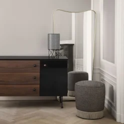 62 Dresser, American walnut, 3 drawers