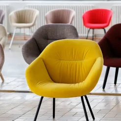 About a Lounge AAL87 Soft armchair, Sense black-black steel frame