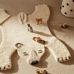 Animal wool carpet, polar bear