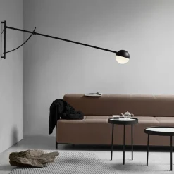 Balancer wall lamp, black