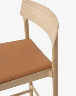 Betty TK14 Counter Chair 65 cm, Noble leather cognac-lacquered solid oak