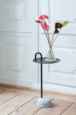Bowler side table, Black-granite