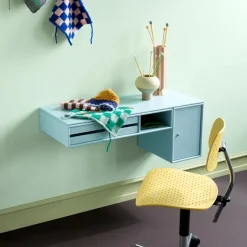 Bureau desk, Mushroom 137