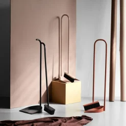 Cane broom and dustpan, black