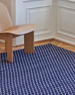 Channel rug, Blue-white 140x200 cm