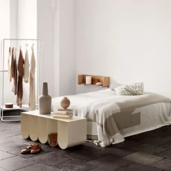 Curved bench, Beige