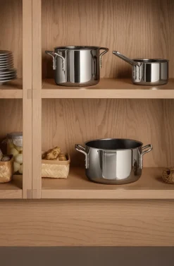 Eva Trio Stainless Steel Slip-Let ceramic pot, 2.2 L