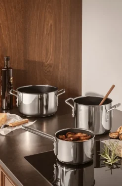Eva Trio Stainless Steel Slip-Let ceramic pot, 2.2 L
