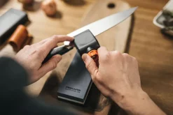 Fiskars knife sharpening set, Black-orange