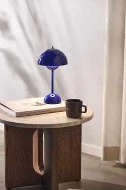 Flowerpot portable table lamp VP9, Cobalt blue