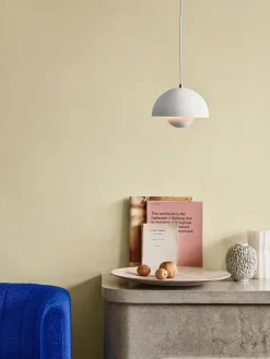 Flowerpot VP1 pendant lamp, matte white