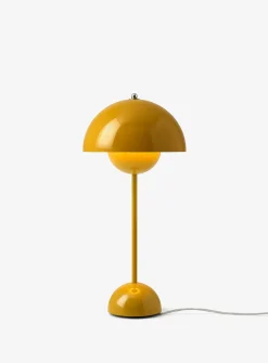 FlowerPot VP3 table lamp, mustard