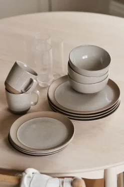 Fossil plate Ø26 cm, Beige