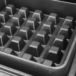 Gastroback 42424 waffle iron, Silver