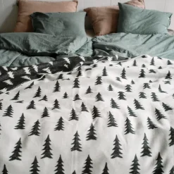 Gran woven blanket 140x180 cm, black and white