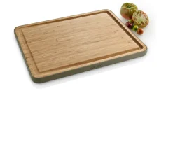 Green tool bamboo cutting board with groove, 39x28 cm