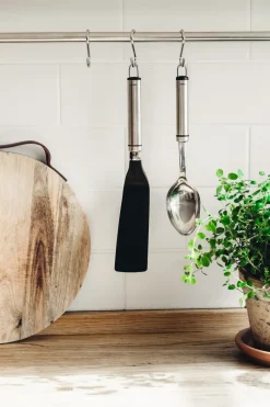 Heirol Steely nylon spatula, Black-stainless steel