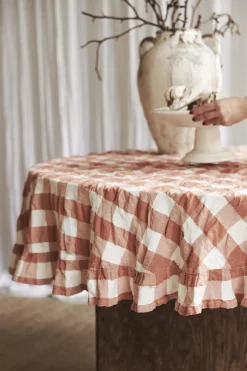 Kullavik tablecloth Ø170 cm, Rust-white