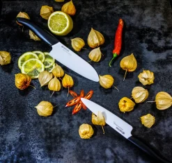 Kyocera FK ceramic skal/vegetable knife, 11 cm