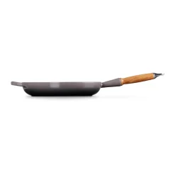 Le Creuset Signature frying pan wooden handle 28 cm, Flint