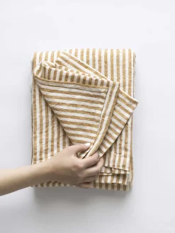Leon tablecloth 145x270 cm, Spice