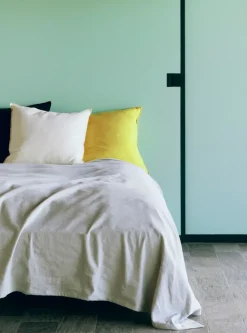 Linen throw 240x260 cm, Sky grey