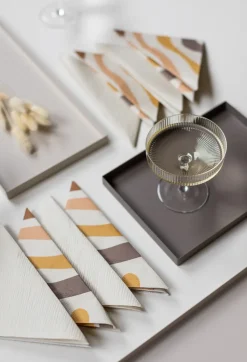 Lines napkins 33x33 cm 18-pack, Shell
