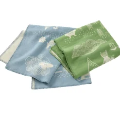 Little bear childrens blanket, blue