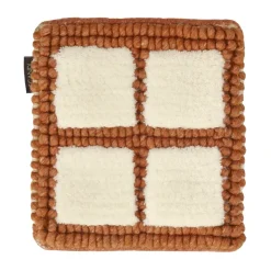 Matt sample Pasture wool rug, Natural white-rust