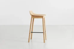 Mono barstool 65 cm, White pigmented oak