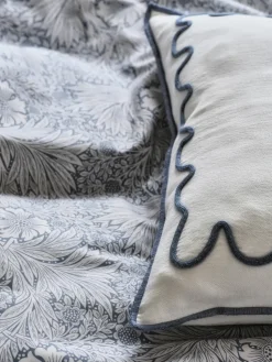 Morris & Co. Marigold Duvet cover, Blue, 150x210 cm