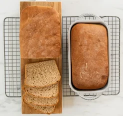Nordic Ware Classic bread tin 1,4 L, Black