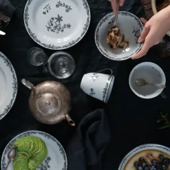 Ostindia Black deep plate, Ø 22 cm