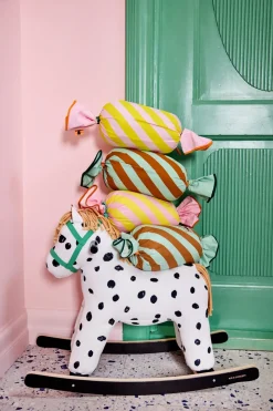 Pippi caramel cushion, Pink