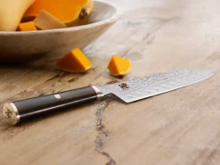 Raw 5000FCD chef knife gyutoh 16 cm, Damascus-black