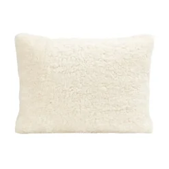 Shepherd Lina sheep skin cushion 40 x 30 cm, creme