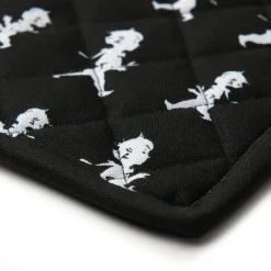 Solstickan potholder 22x22 cm, Black