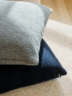 Texture cushion 50x50 cm, Dark blue
