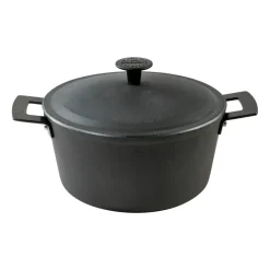 Ultra Light Pro light weight cast iron casserole dish, 4 L