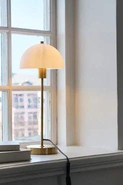 Vienda table lamp, brass-white