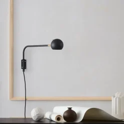 Yes! wall lamp, black